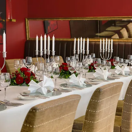 Steigenberger De Saxe 5* Dresden