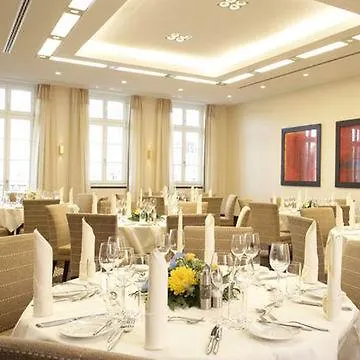 Steigenberger De Saxe فندق دريسدن