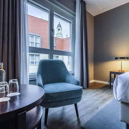 Steigenberger De Saxe 5* Dresden