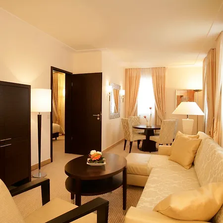 Hotel Steigenberger De Saxe 5*