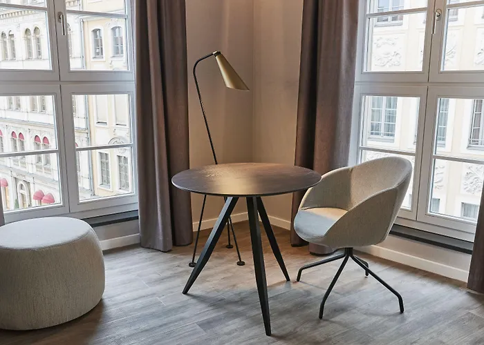 Отель Steigenberger De Saxe Дрезден