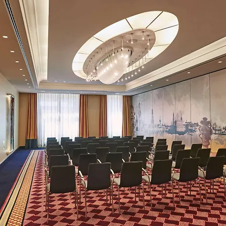 Steigenberger De Saxe Otel 5*